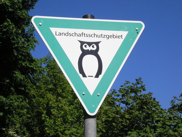 Schild zur Kennzeichung eines Landschaftsschutzgebietes