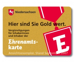 Ehrenamtskarte mit der Innschrift "Hier sind Sie Gold wert"